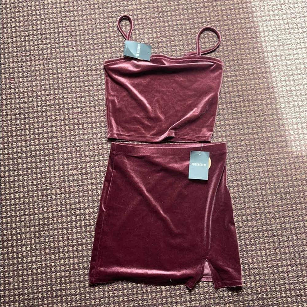 2- piece velvet set with tags